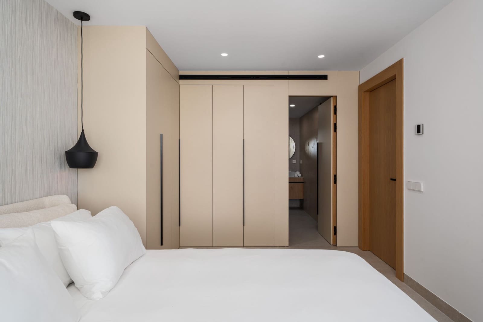 Apartamento de 3 habitaciones en Marbella en venta con piscina garaje - 1.195.000 € (Ref: 9616508)