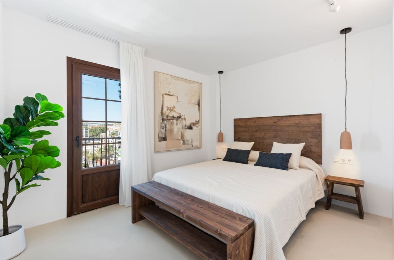 4 soverom Penthouse til salgs i Manilva med svømmebasseng garasje - € 1 350 000 (Ref: 9616510)