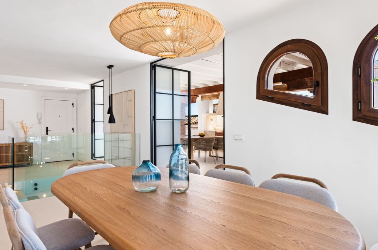 4 soverom Penthouse til salgs i Manilva med svømmebasseng garasje - € 1 350 000 (Ref: 9616510)