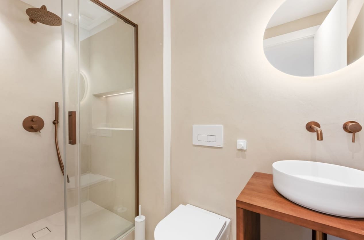 4 bedroom Penthouse for sale in La Duquesa / Puerto de la Duquesa with pool garage - € 1,290,000 (Ref: 9616510)