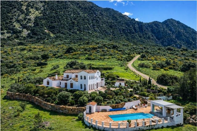 5 chambre Villa/Maison à vendre à Casares avec piscine garage - 1 860 000 € (Ref: 9616512)