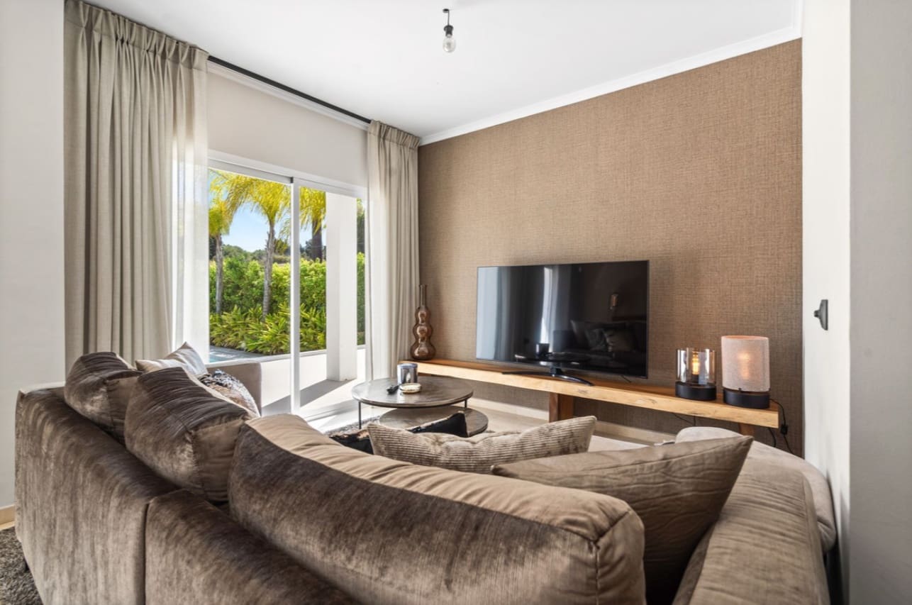 5 soveværelse Villa til salg i Marbella med swimmingpool garage - € 2.295.000 (Ref: 9616516)