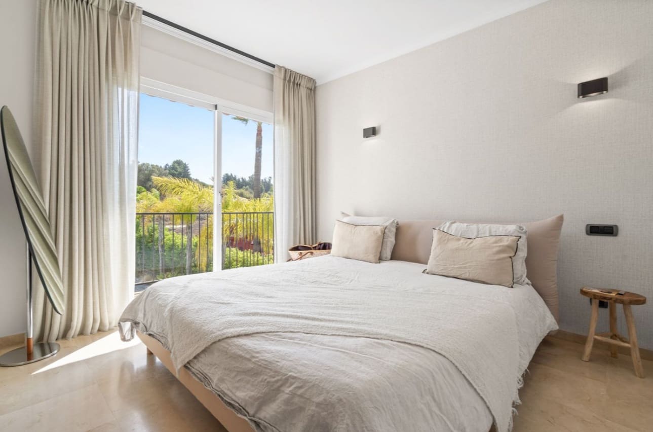 5 soveværelse Villa til salg i Marbella med swimmingpool garage - € 2.295.000 (Ref: 9616516)