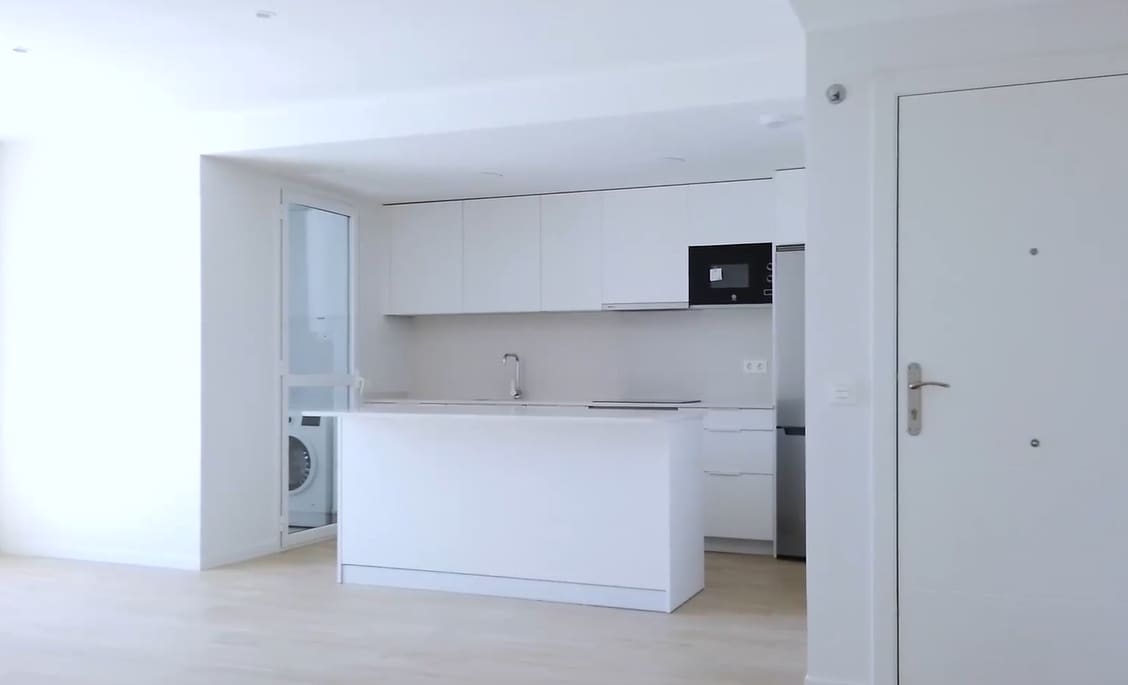 2 bedroom Apartment for sale in Marbella with pool garage - € 333,480 (Ref: 9616517)