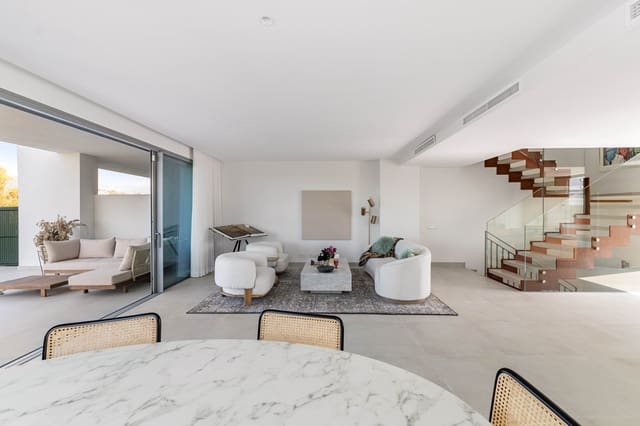Pareado de 3 habitaciones en Marbella en venta con piscina - 1.295.000 € (Ref: 9616521)