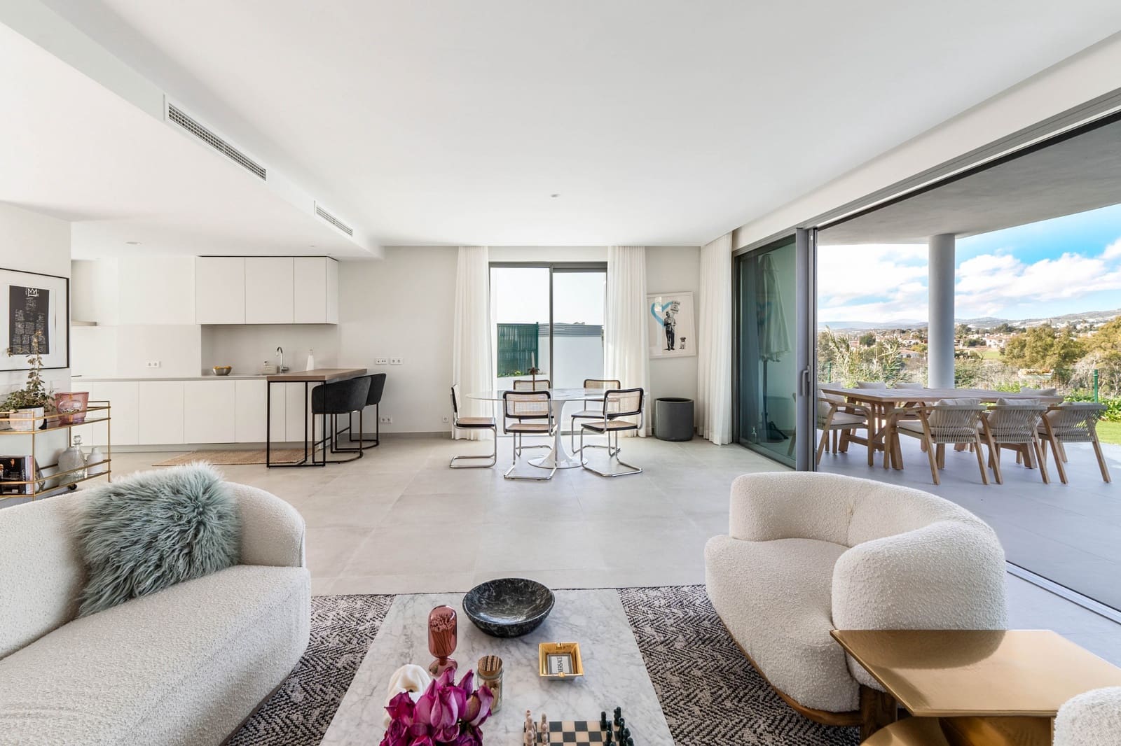 3 soveværelse Semi-Rækkehus til salg i Marbella med swimmingpool - € 1.295.000 (Ref: 9616521)
