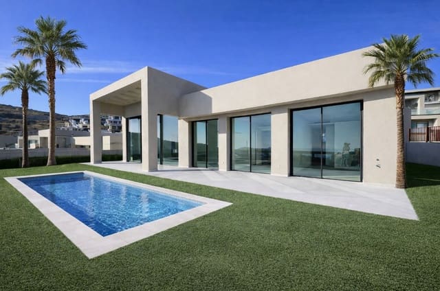 3 quarto Moradia para venda em Marbella com piscina garagem - 2 100 000 € (Ref: 9616522)