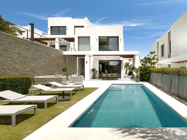 Pareado de 5 habitaciones en Marbella en venta con piscina garaje - 1.395.000 € (Ref: 9616523)
