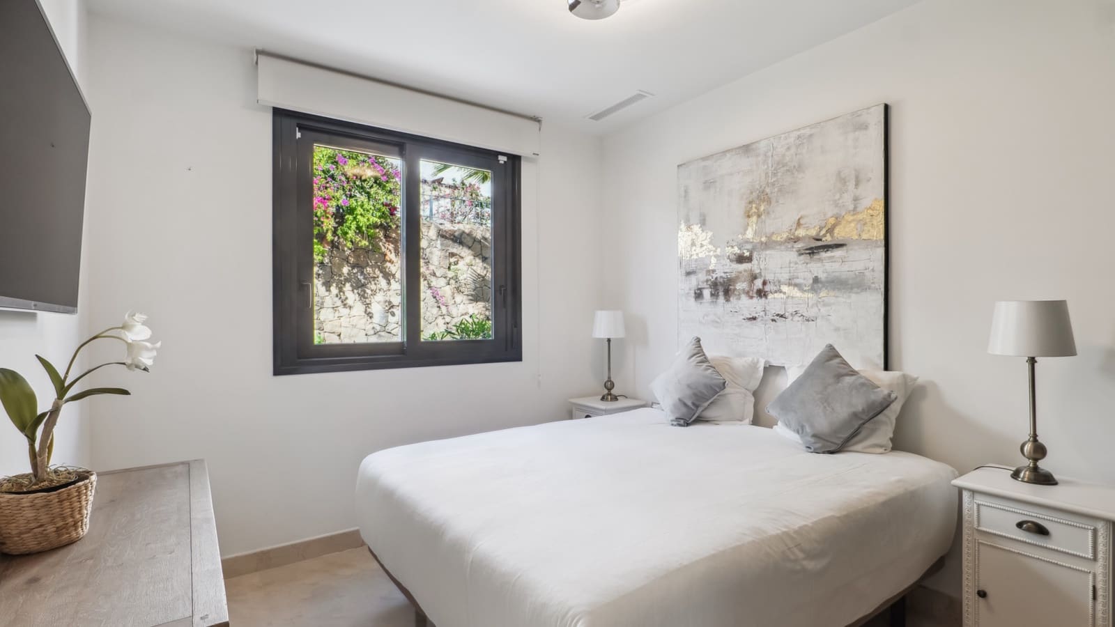 3 bedroom Townhouse for sale in Marbella with pool garage - € 1,985,000 (Ref: 9616524)