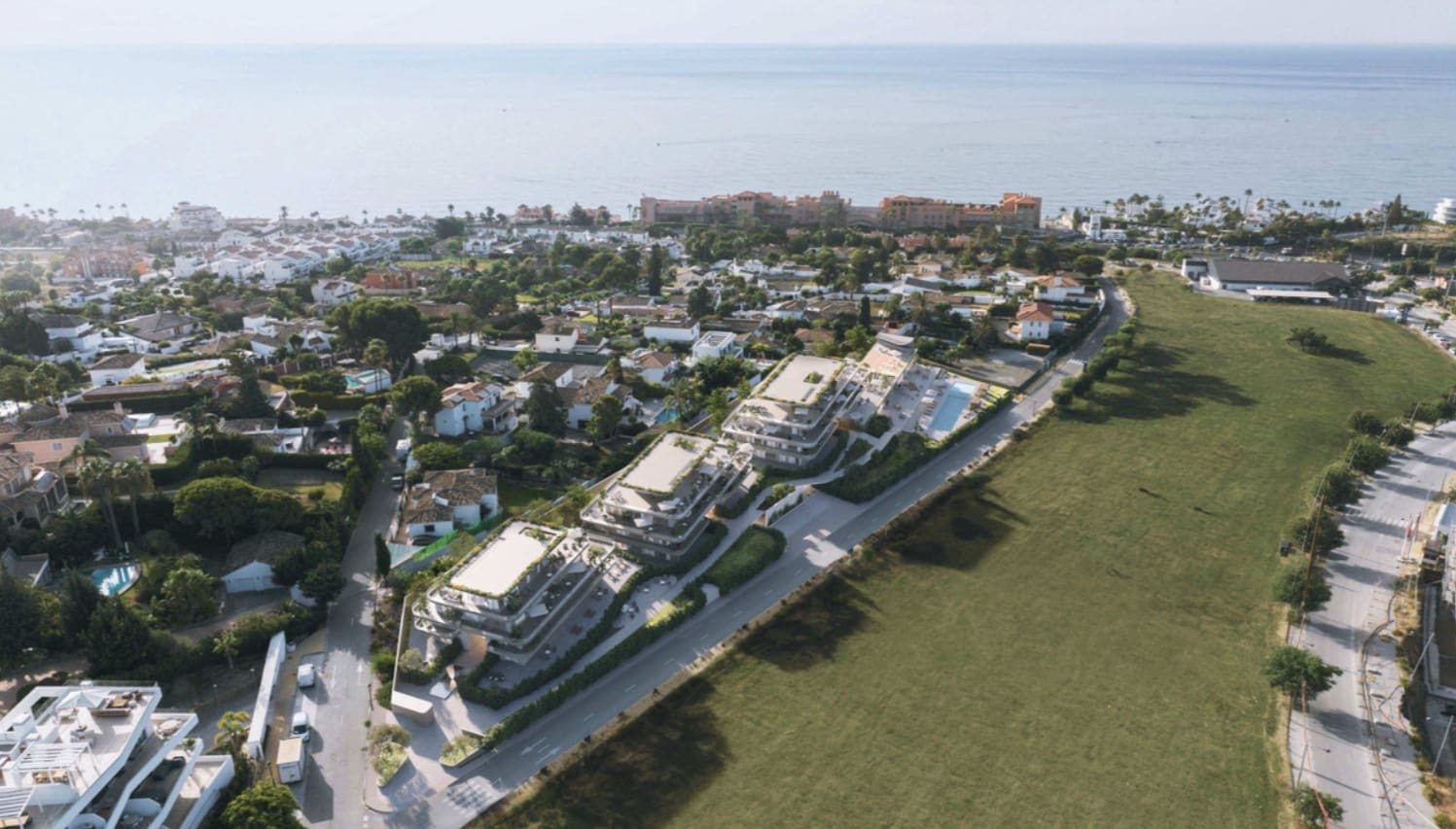 Apartamento de 3 habitaciones en Estepona en venta con piscina garaje - 820.000 € (Ref: 9616526)