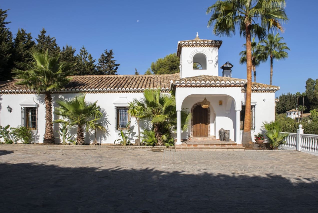 5 sypialnia Willa na sprzedaż w Marbella z basenem - 1 950 000 € (Ref: 9616530)