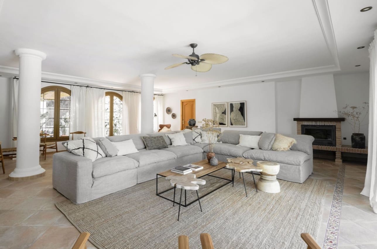 5 sypialnia Willa na sprzedaż w Marbella z basenem - 1 950 000 € (Ref: 9616530)