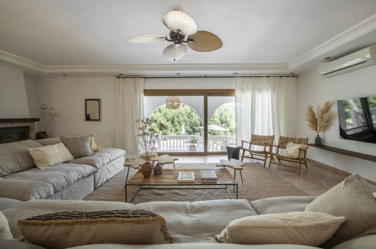 5 sypialnia Willa na sprzedaż w Marbella z basenem - 1 950 000 € (Ref: 9616530)