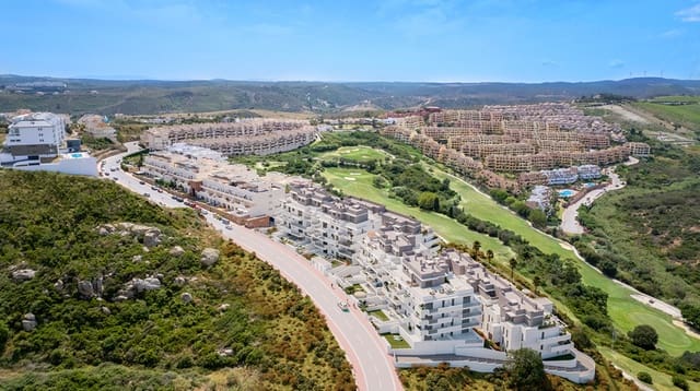 3 soveværelse Lejlighed til salg i Puerto de la Duquesa, Manilva med swimmingpool garage - € 310.000 (Ref: 9616532)