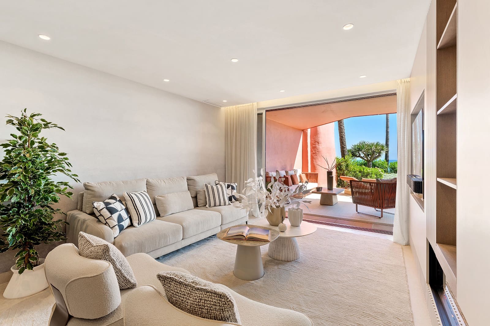 3 sovrum Lägenhet till salu i Estepona med pool garage - 2 350 000 € (Ref: 9616543)