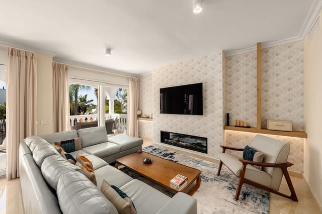 4 soveværelse Villa til salg i Marbella med swimmingpool garage - € 2.050.000 (Ref: 9616545)
