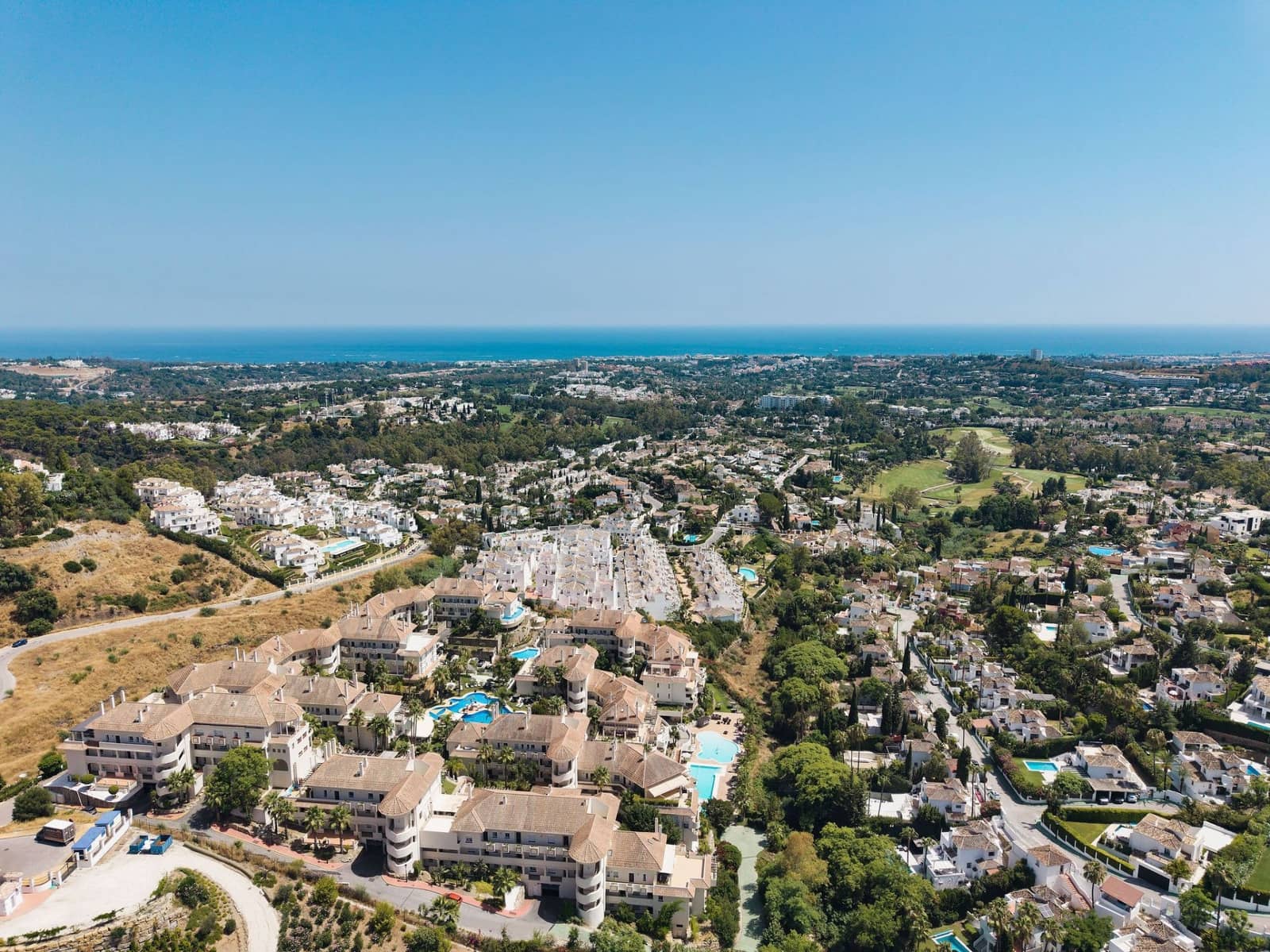 Apartamento de 4 habitaciones en Marbella en venta con piscina garaje - 1.495.000 € (Ref: 9616546)