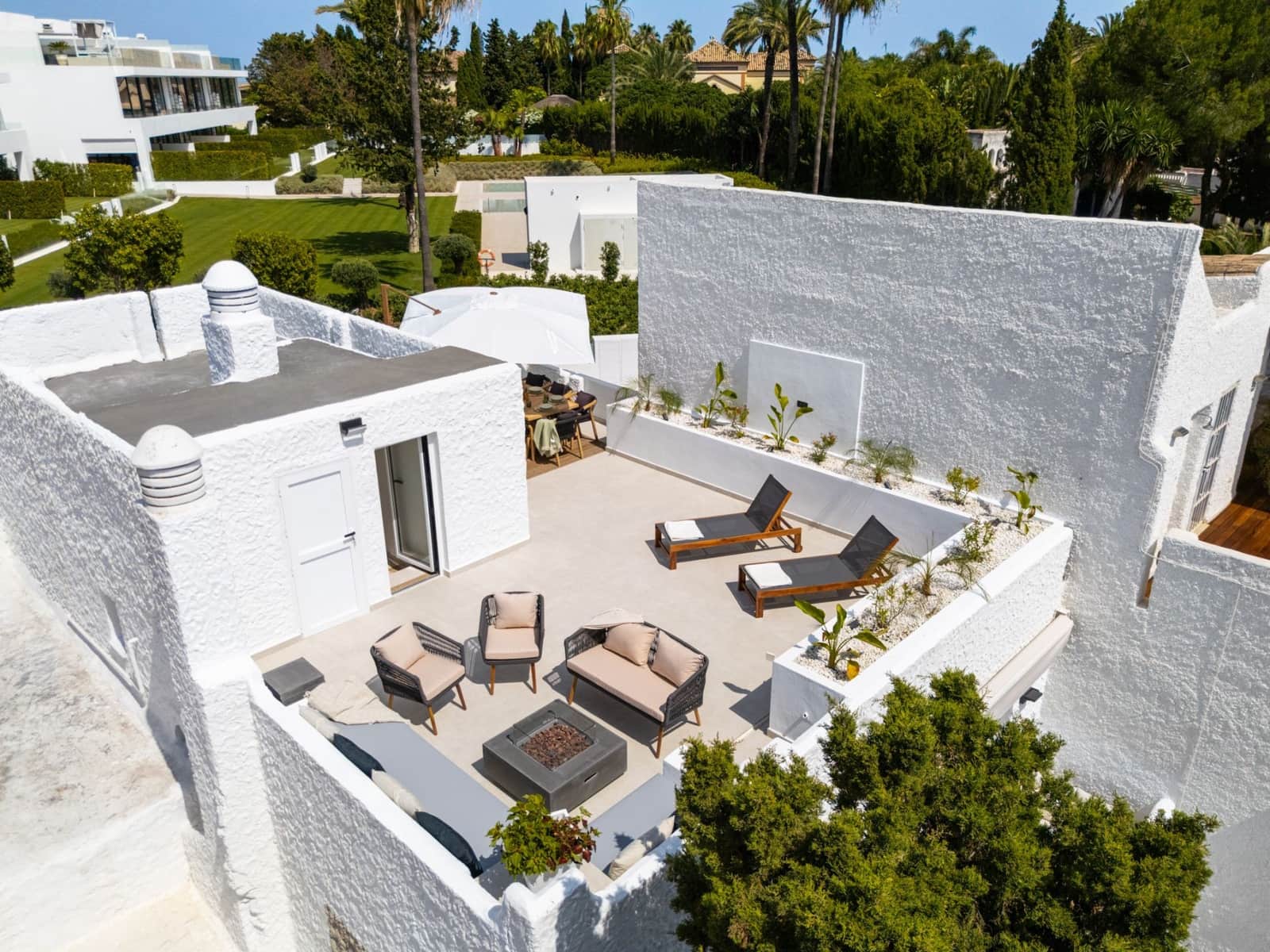 3 chambre Penthouse à vendre à Marbella avec piscine - 950 000 € (Ref: 9616547)