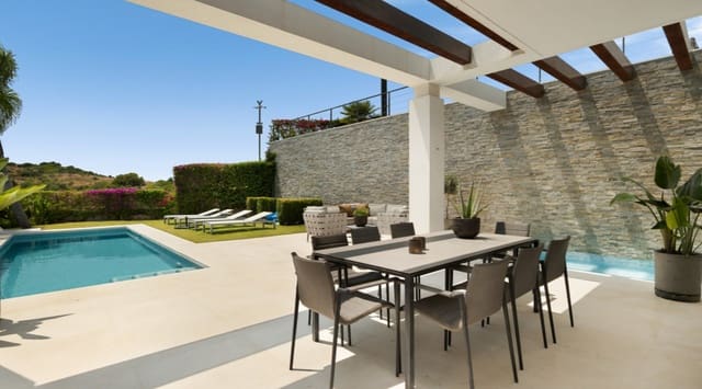 5 chambre Villa/Maison à vendre à Marbella avec piscine garage - 1 395 000 € (Ref: 9616548)