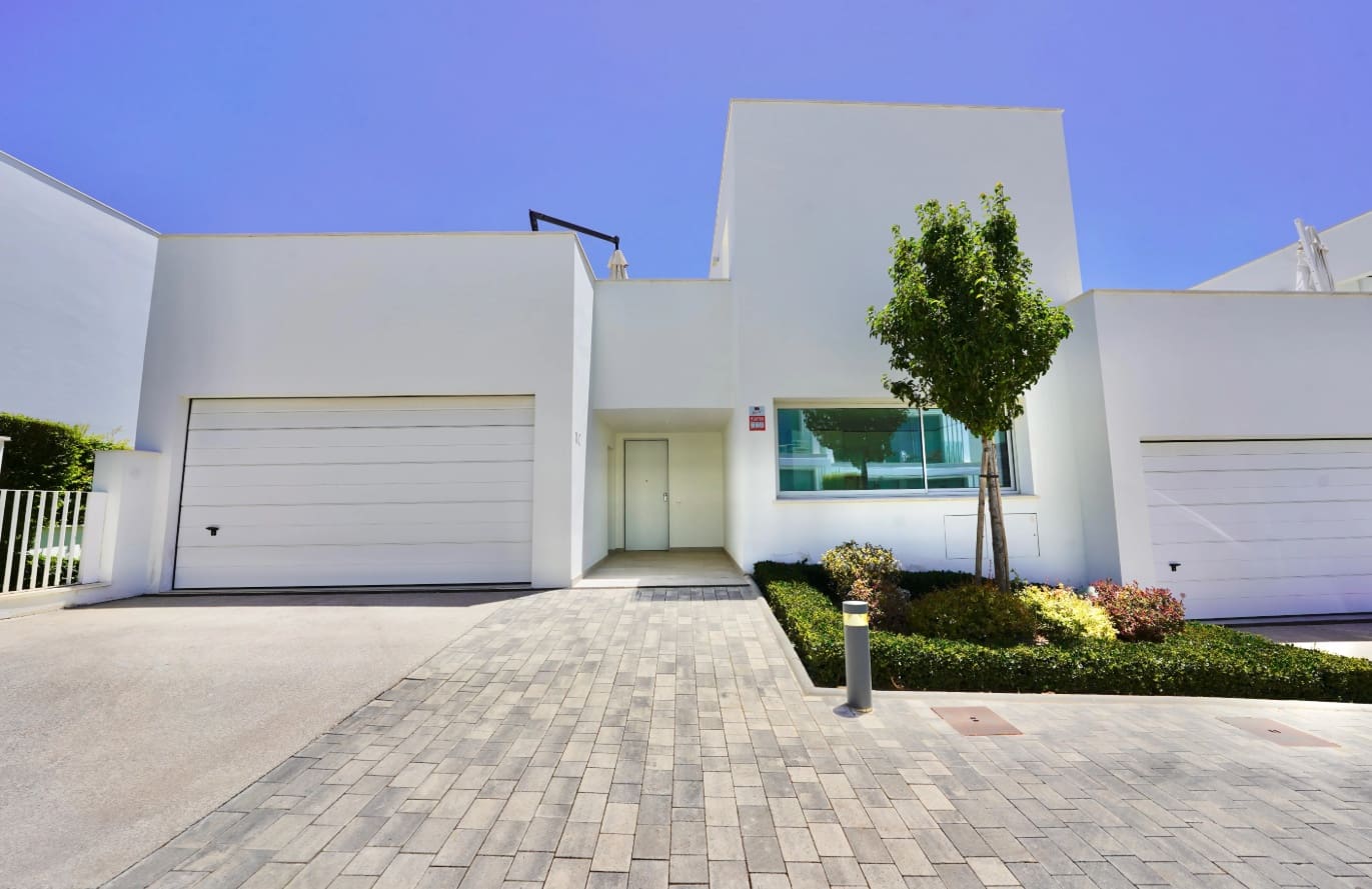 5 Zimmer Villa zu verkaufen in Sotogrande mit Pool Garage - 1.495.000 € (Ref: 9616549)