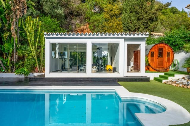 5 soveværelse Villa til salg i Marbella med swimmingpool - € 2.395.000 (Ref: 9616552)