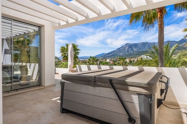 3 soverom Villa til salgs i Marbella med svømmebasseng garasje - € 2 145 000 (Ref: 9616553)