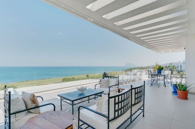 3 bedroom Penthouse for sale in La Alcaidesa with pool garage - € 1,500,000 (Ref: 9616554)