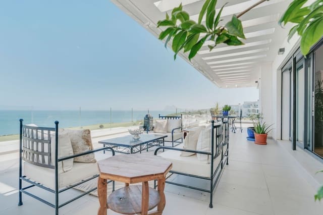 3 bedroom Penthouse for sale in La Alcaidesa with pool garage - € 1,500,000 (Ref: 9616554)