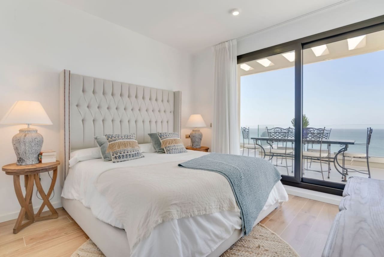 3 Zimmer Penthouse zu verkaufen in La Alcaidesa mit Pool Garage - 1.499.000 € (Ref: 9616554)