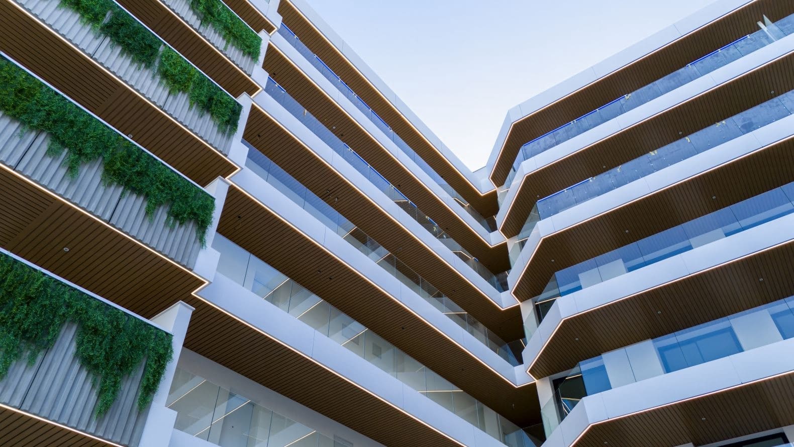 2 bedroom Apartment for sale in Mijas Costa with pool garage - € 659,500 (Ref: 9616556)