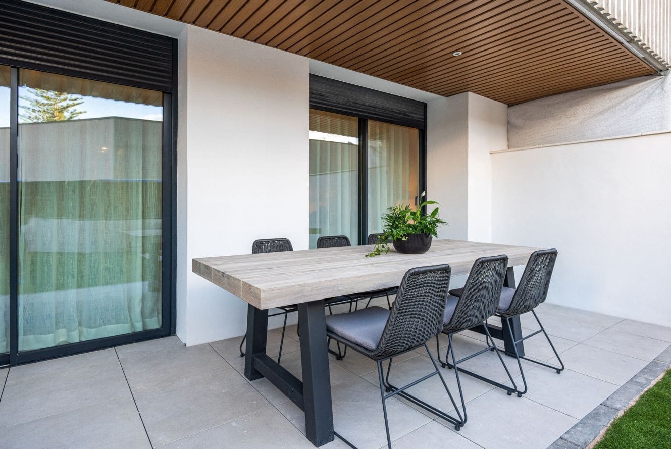2 bedroom Apartment for sale in Mijas Costa with pool garage - € 659,500 (Ref: 9616556)