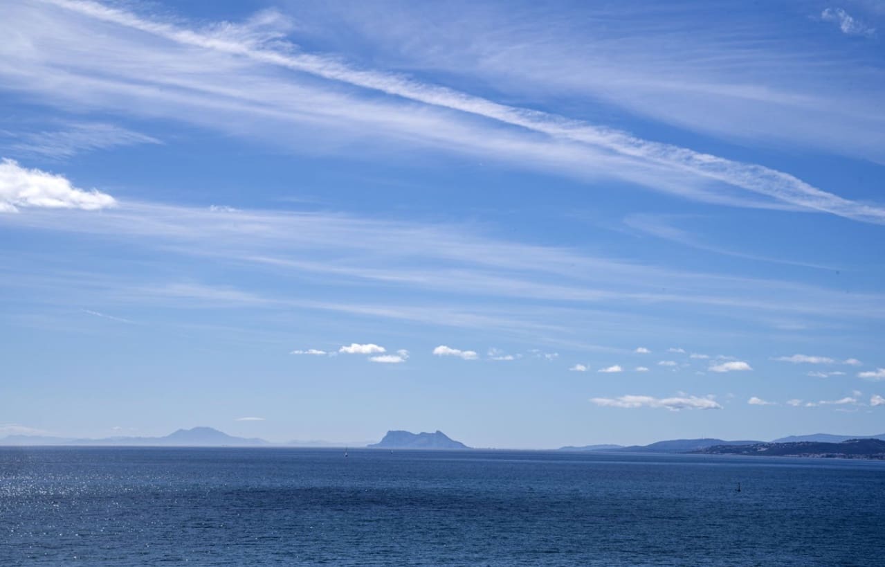 Ático de 2 habitaciones en Estepona en venta con garaje - 1.200.000 € (Ref: 9616558)