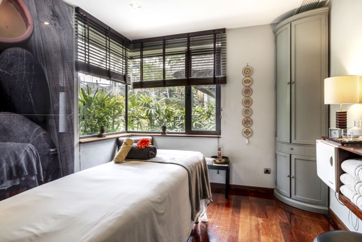 5 camera da letto Villa in vendita in Marbella con piscina garage - 1.950.000 € (Rif: 9616563)