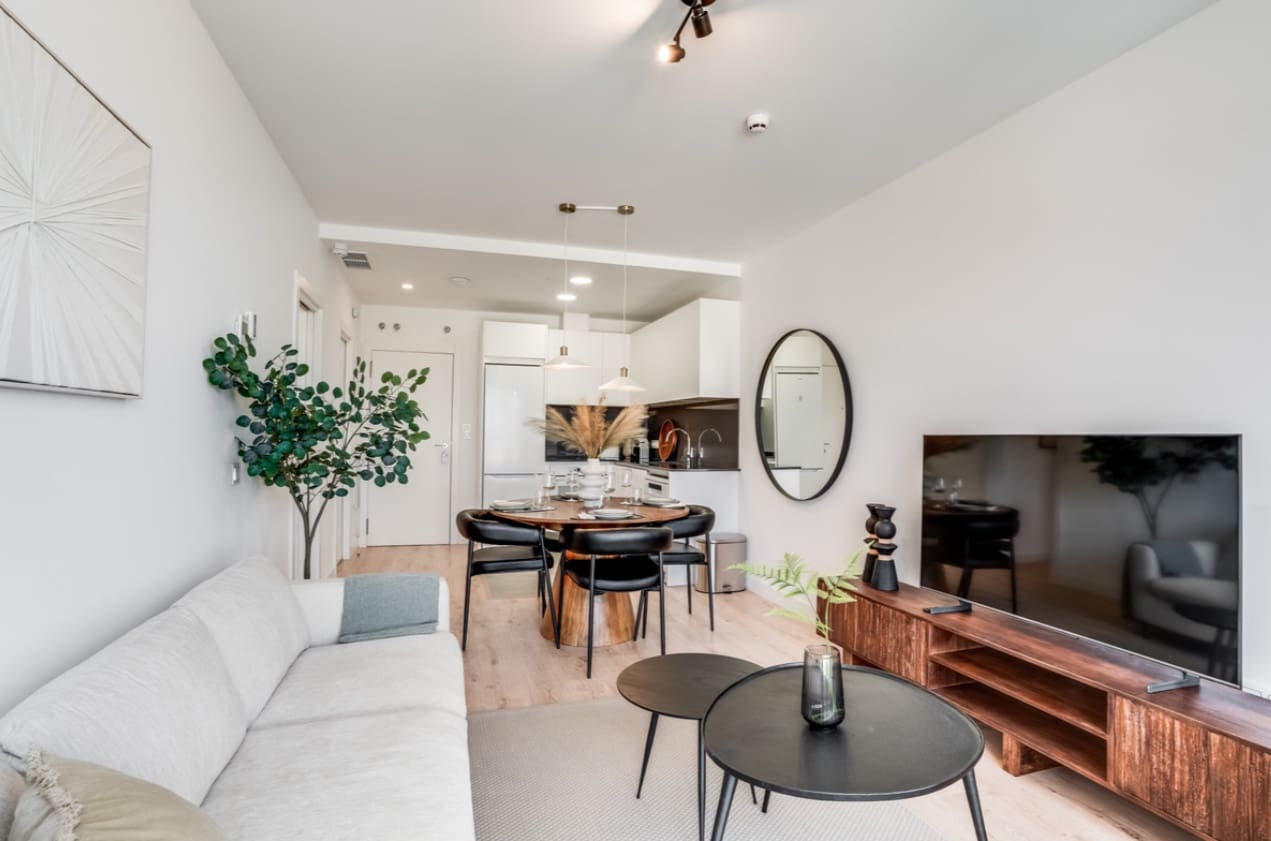 2 soverom Leilighet til salgs i Malaga by med svømmebasseng garasje - € 429 000 (Ref: 9616566)