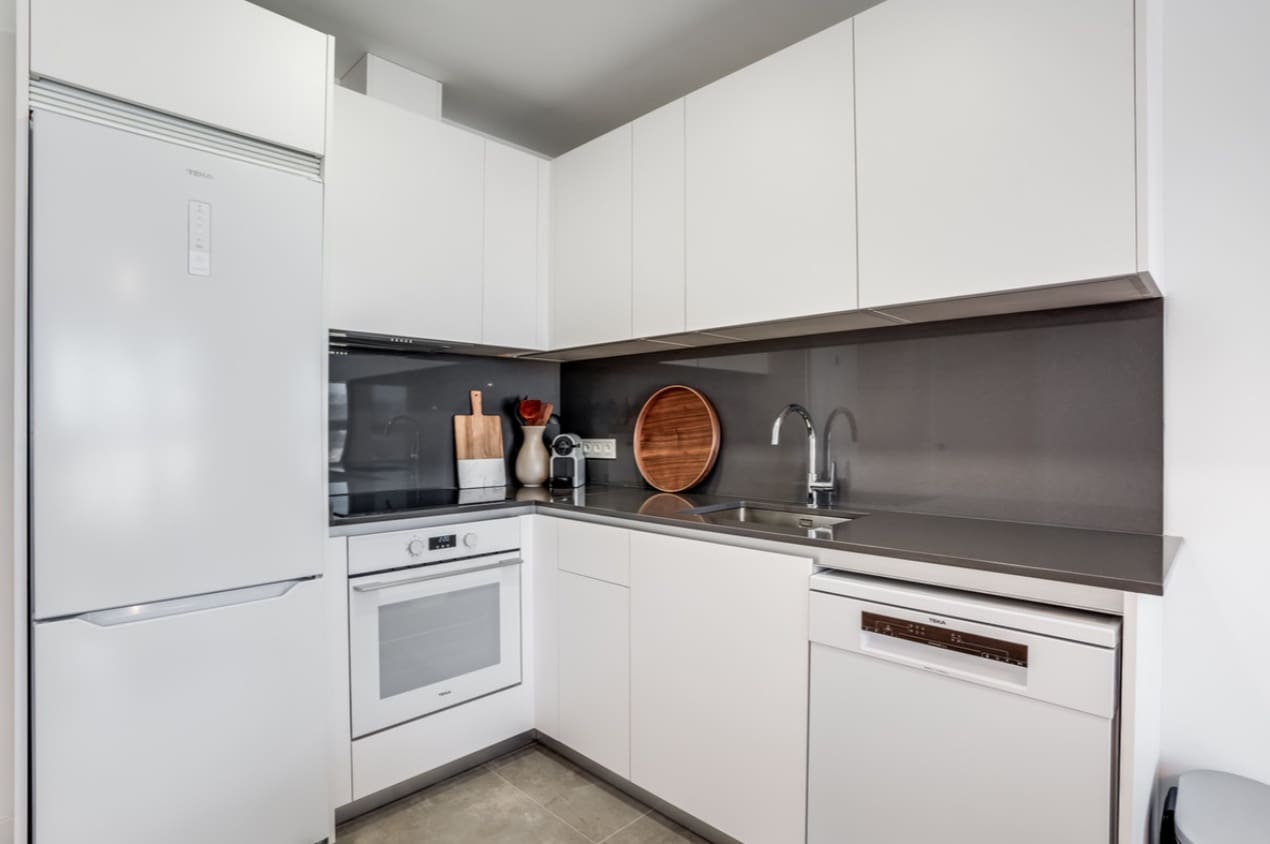 2 sovrum Lägenhet till salu i Malaga stad med pool garage - 419 000 € (Ref: 9616566)