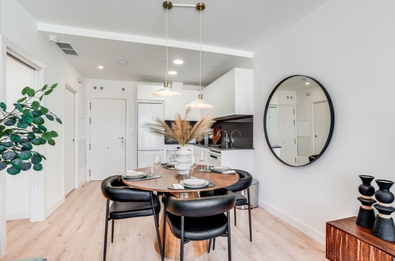 2 sovrum Lägenhet till salu i Malaga stad med pool garage - 419 000 € (Ref: 9616566)