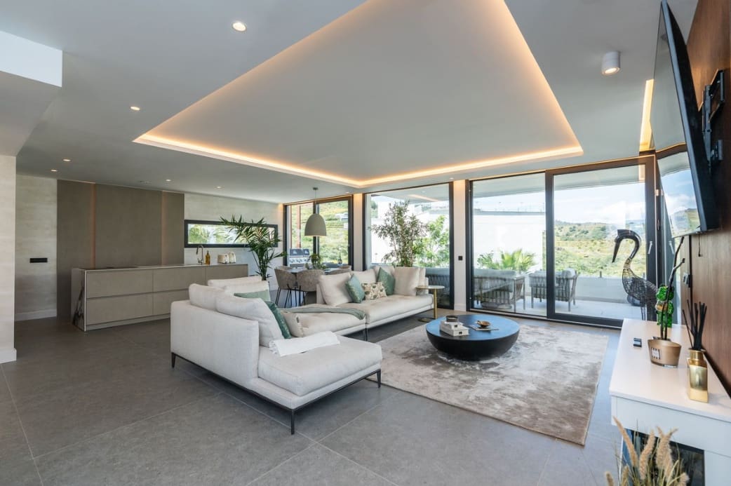 4 sypialnia Willa na sprzedaż w La Cala de Mijas z basenem garażem - 1 150 000 € (Ref: 9616569)