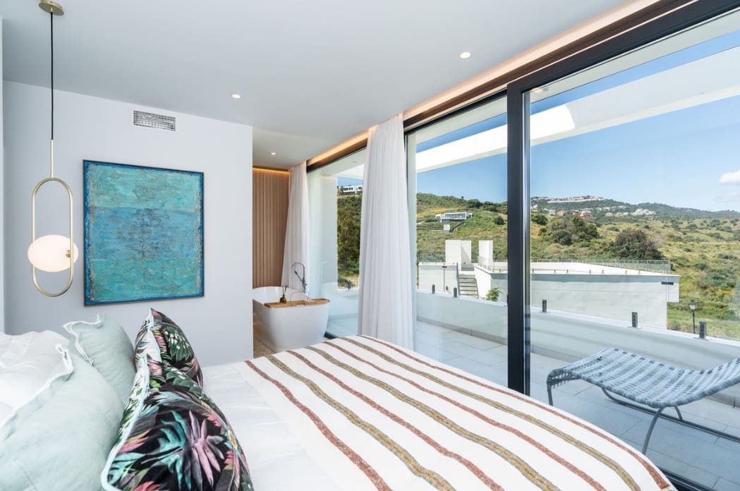 4 sypialnia Willa na sprzedaż w La Cala de Mijas z basenem garażem - 1 150 000 € (Ref: 9616569)