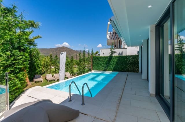 4 chambre Villa/Maison à vendre à La Cala de Mijas, Mijas avec piscine garage - 1 150 000 € (Ref: 9616569)