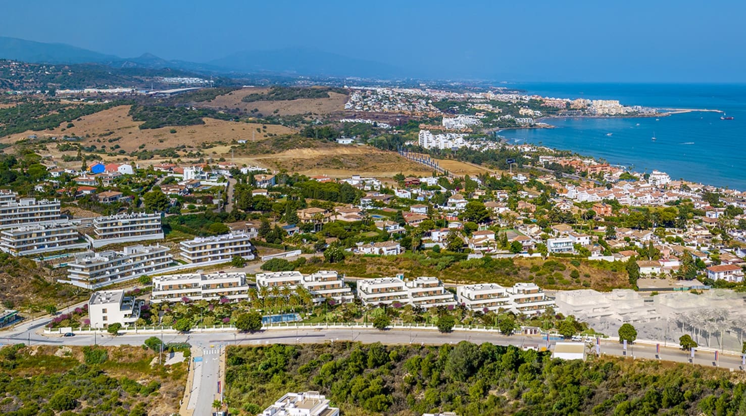 3 bedroom Penthouse for sale in New Golden Mile with pool garage - € 542,000 (Ref: 9616575)