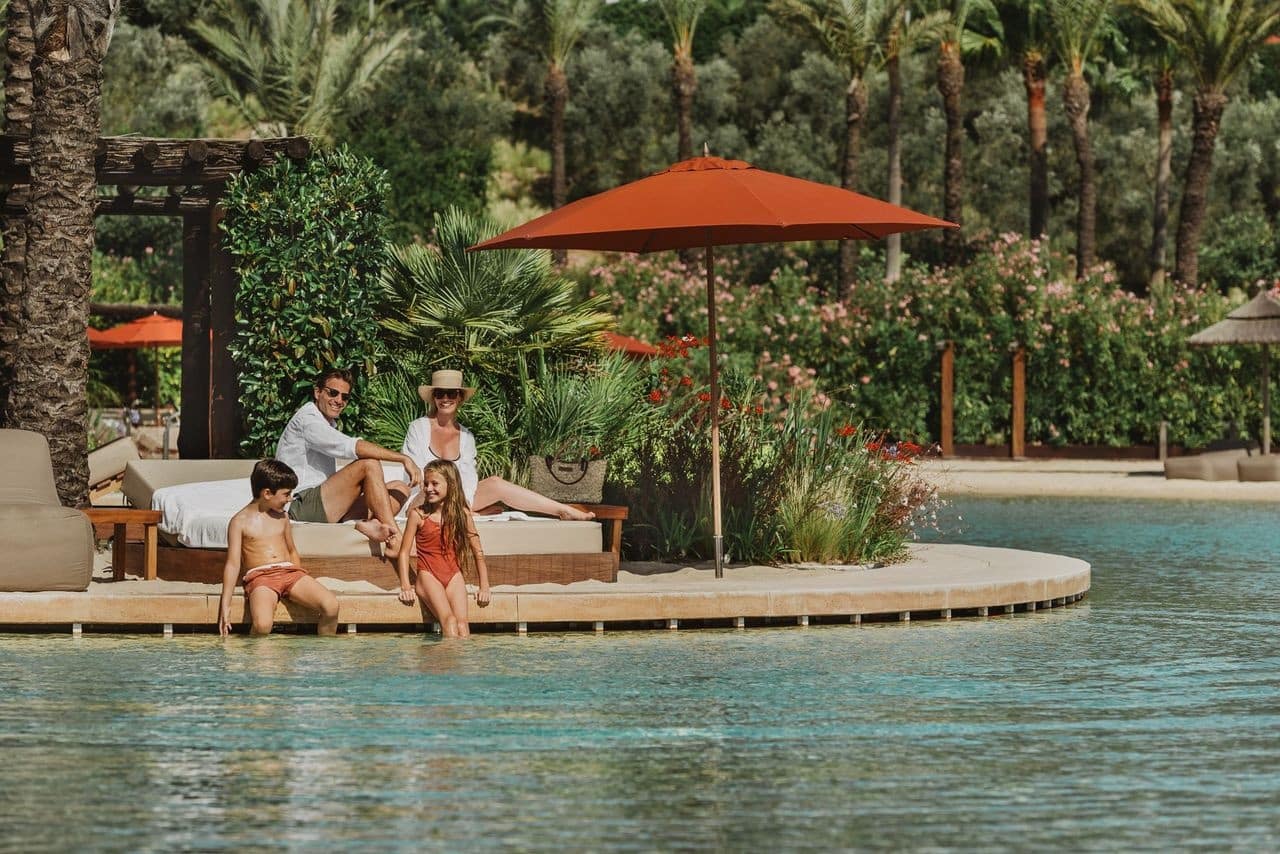 4 bedroom Villa for sale in Sotogrande with pool garage - € 1,385,000 (Ref: 9616579)