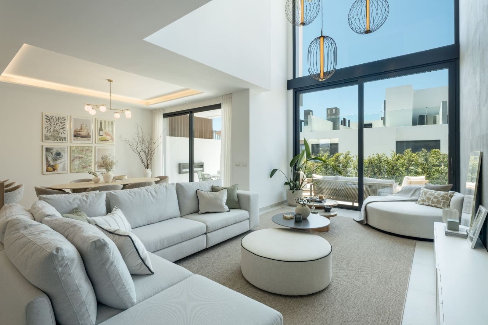 Chalet de 4 habitaciones en Marbella en venta con piscina garaje - 1.675.000 € (Ref: 9616582)