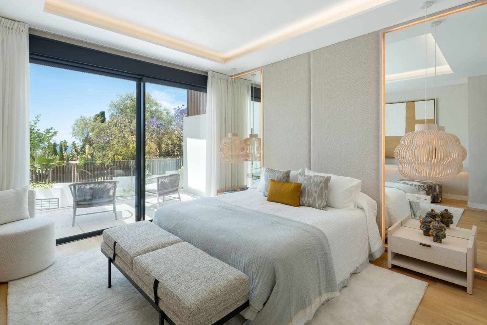 4 sovrum Villa till salu i Marbella med pool garage - 1 675 000 € (Ref: 9616582)