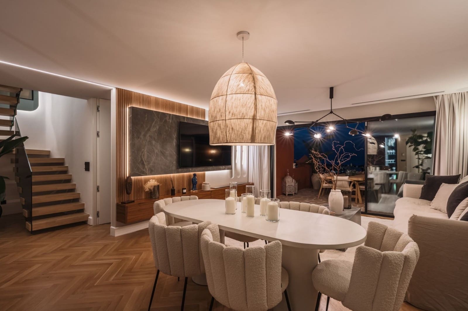 3 slaapkamer Penthouse te koop in Benahavis met zwembad - € 1.950.000 (Ref: 9616596)