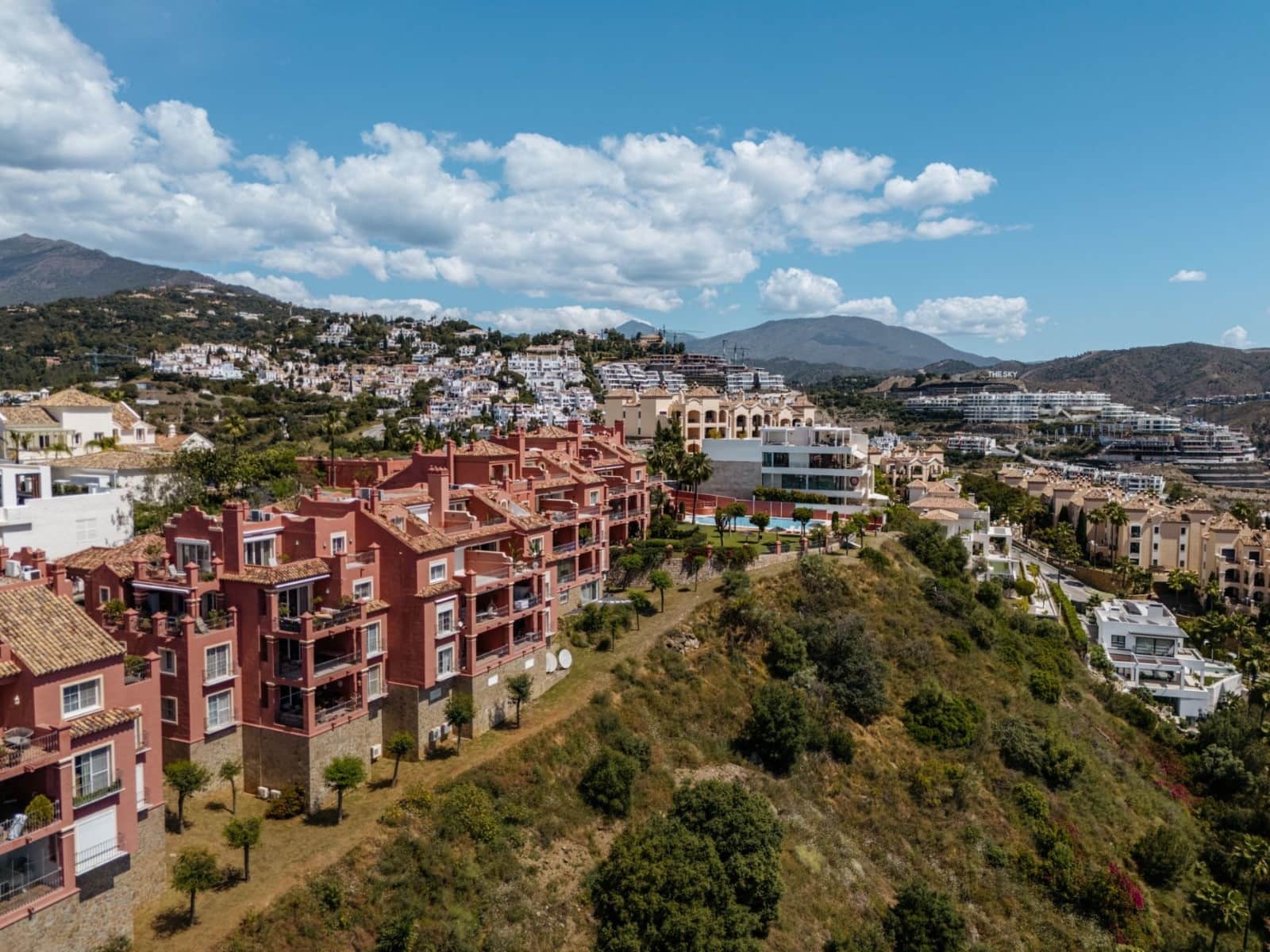 3 slaapkamer Penthouse te koop in Benahavis met zwembad - € 1.950.000 (Ref: 9616596)