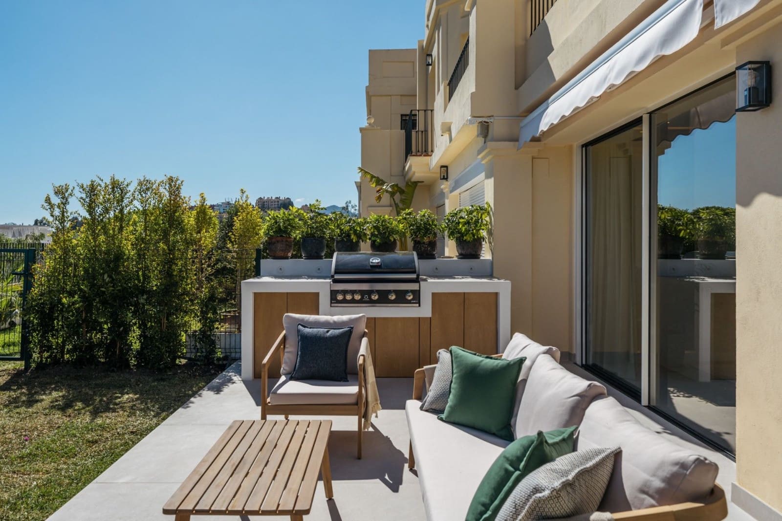 3 slaapkamer Huis te koop in Benahavis met zwembad garage - € 1.650.000 (Ref: 9616597)