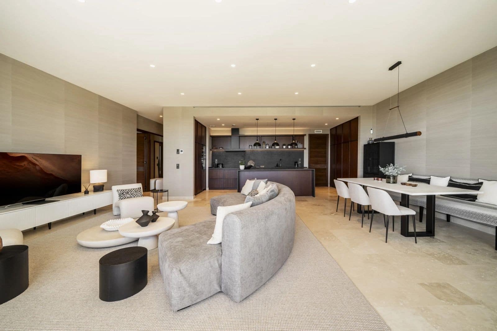 3 bedroom Apartment for sale in Casares with pool garage - € 2,495,000 (Ref: 9616598)