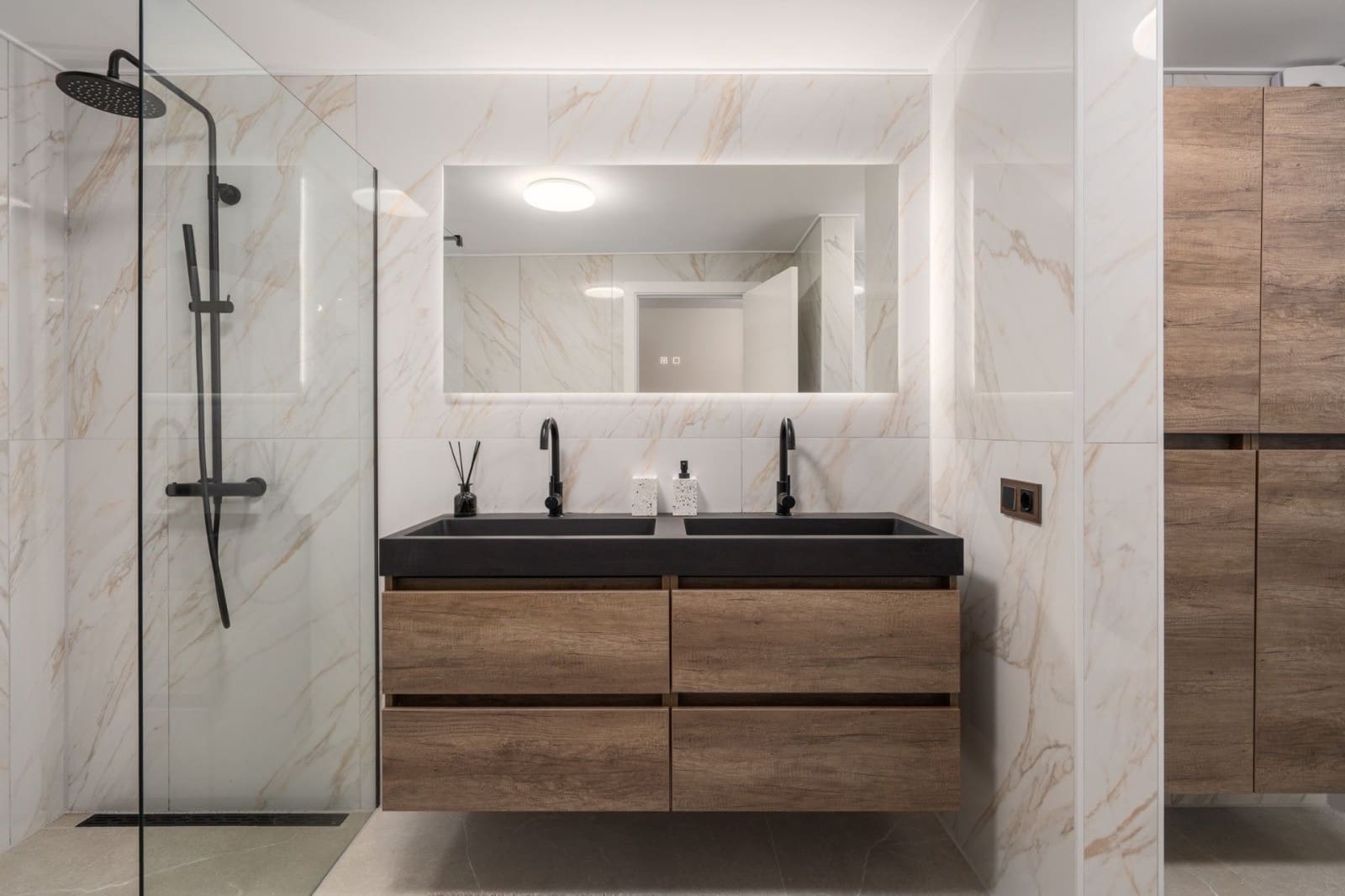 6 sypialnia Willa na sprzedaż w Marbella z basenem garażem - 2 150 000 € (Ref: 9616600)