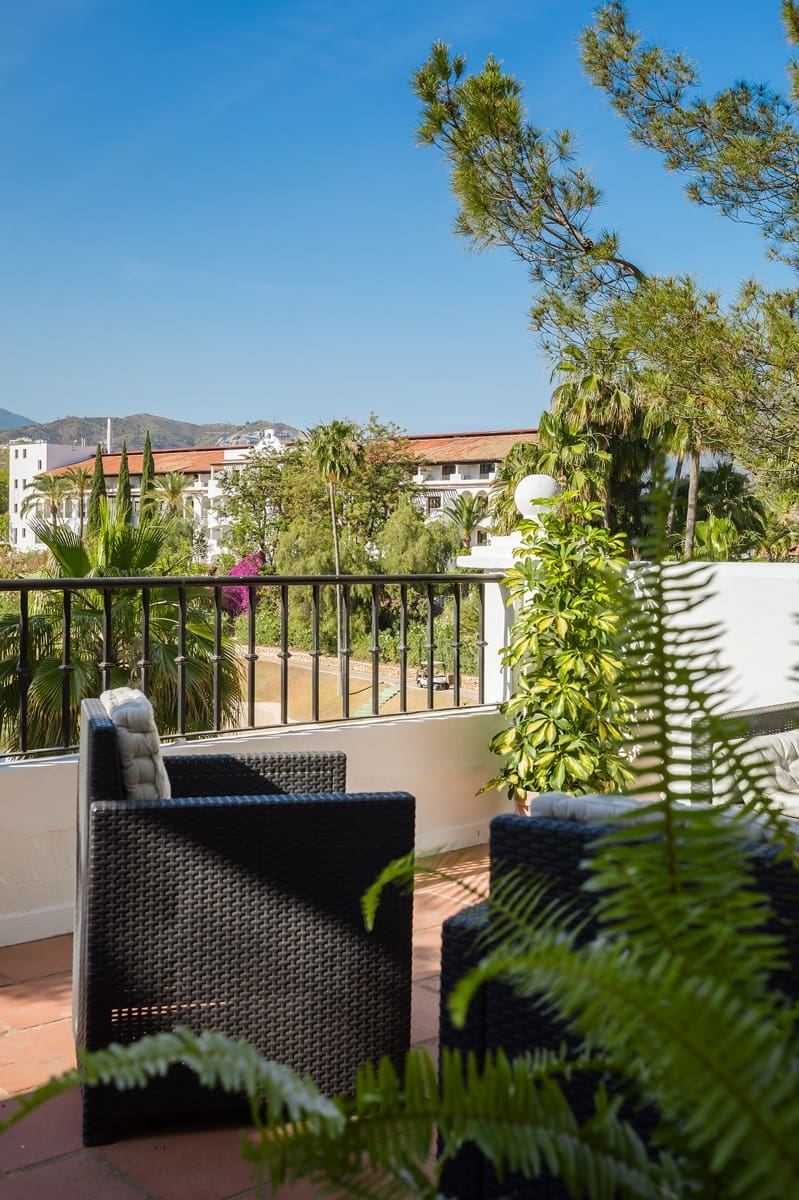 4 soveværelse Byhus til salg i Benahavis med swimmingpool garage - € 945.000 (Ref: 9616603)