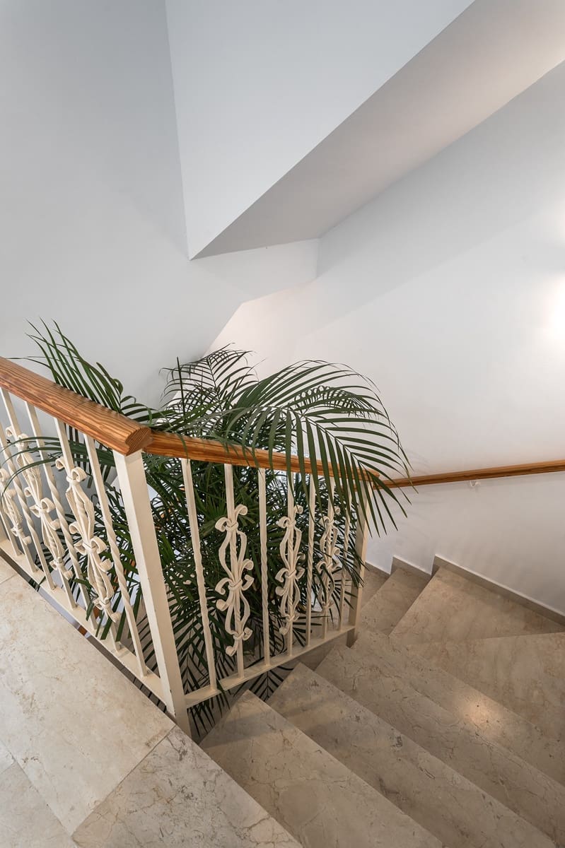 4 soveværelse Byhus til salg i Benahavis med swimmingpool garage - € 945.000 (Ref: 9616603)